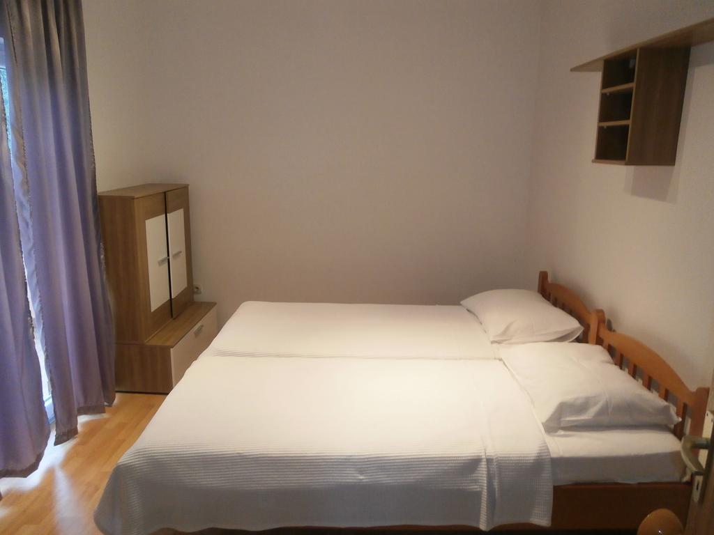 Apartment Maja Vodice Ruang foto